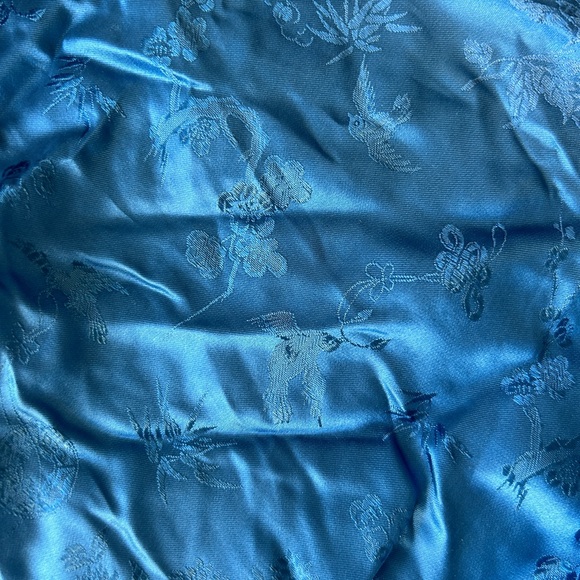 100% Silk Vintage Robe - Picture 2 of 3